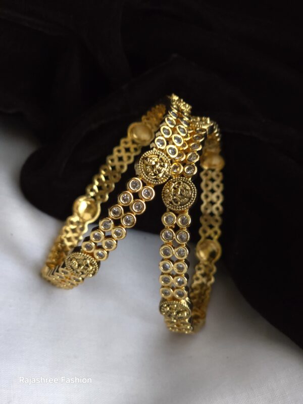   Premium matt nakshi bangle