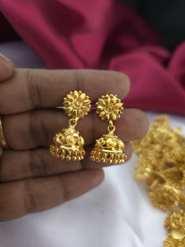  foaming jhumka