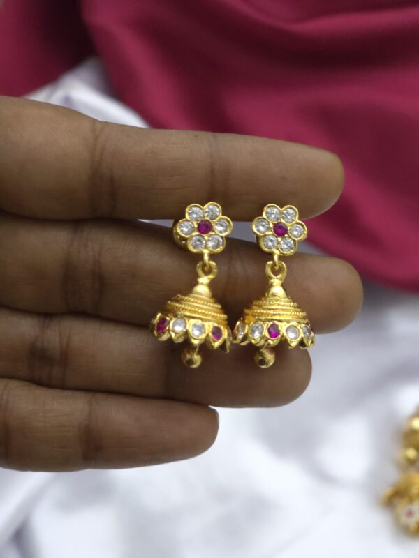 impon jhumka