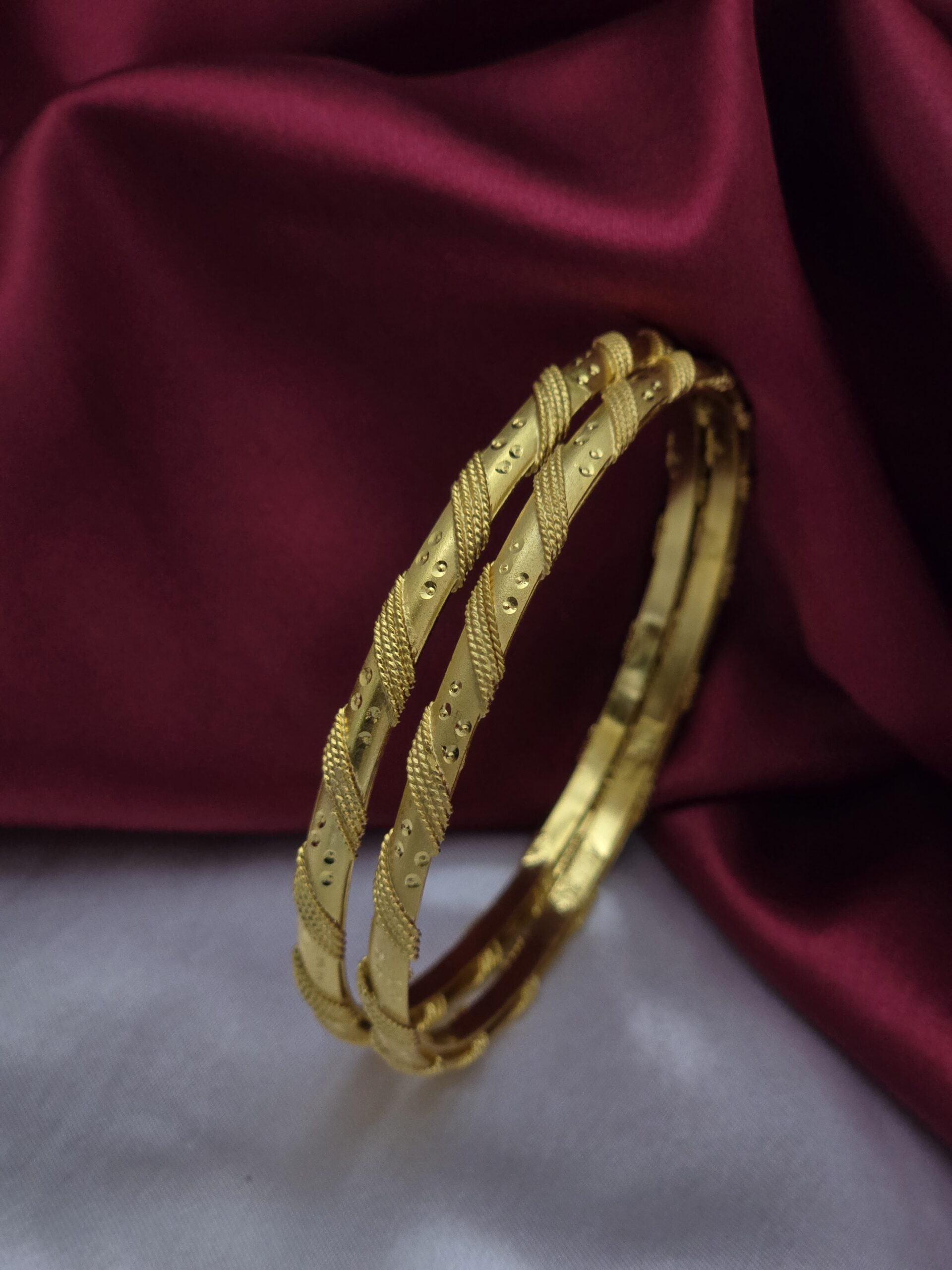 faoming bangle