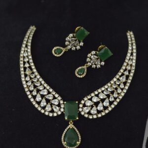 Premium Celebrity inspired emerald necklace