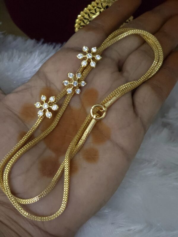 Premium foaming 28 inches star mugappu chain