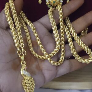 32  inches lotus foaming peacock dollar chain