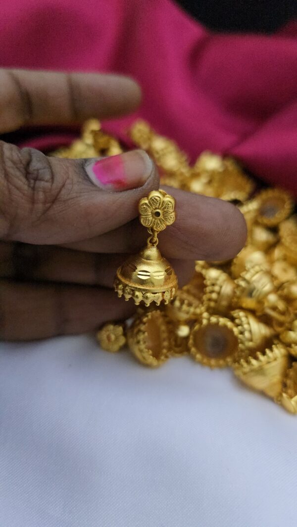  foaming jhumka