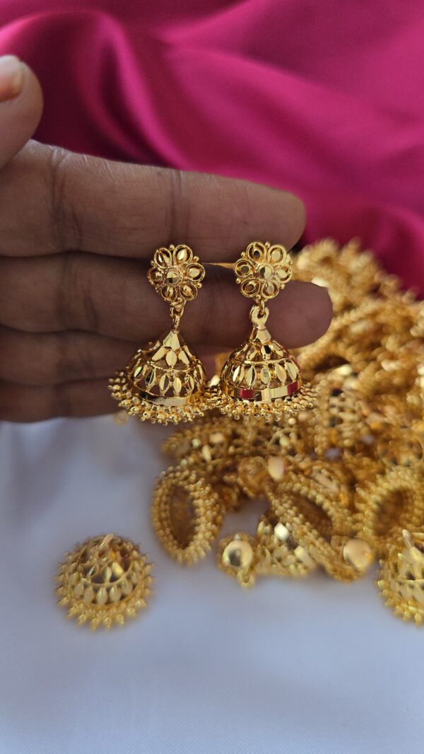  Premium foaming detachable jhumka