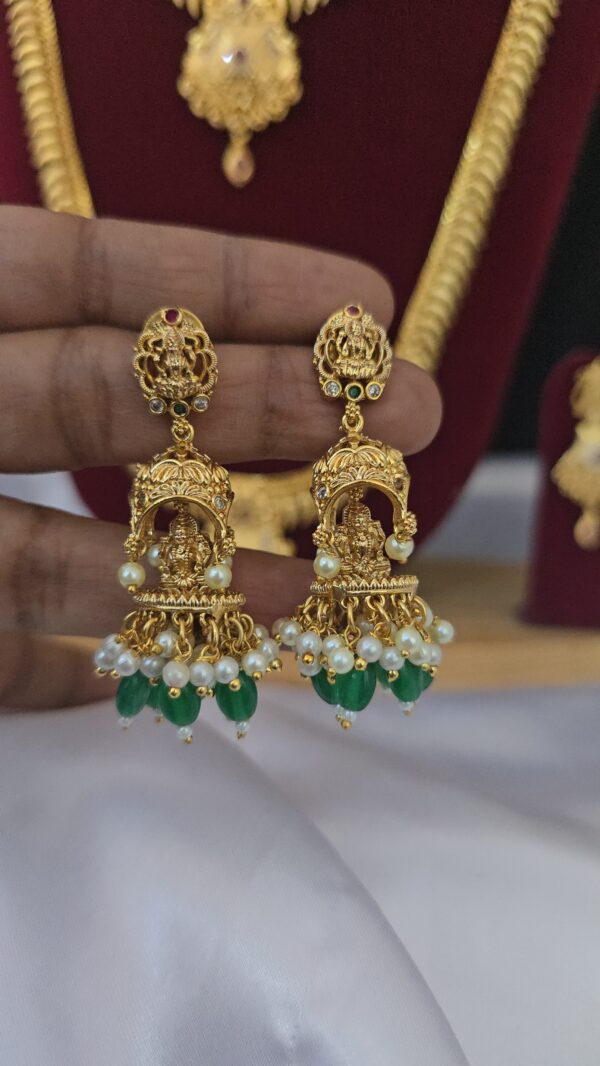  Premium Matt ad Pallakku Jhumka comes with monolisa beads