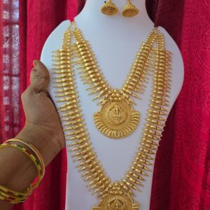 Premium foaming lakshmi wedding combo comes jhumka