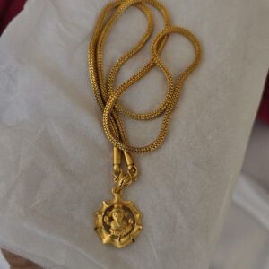 Premium  foaming 18 inches vinayagar dollar chain