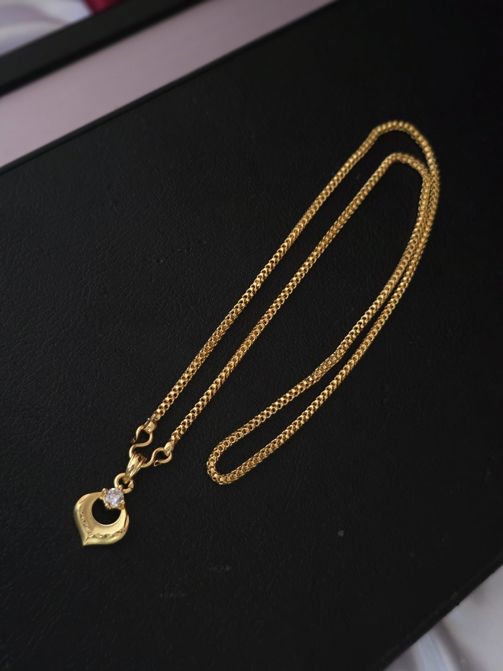Premium foaming 18inches doller chain