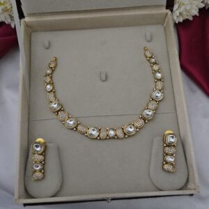 Premium quality celebrity inspired kundan immitaion necklace