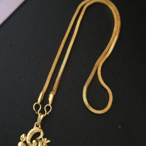 Premium foaming  18 inches swastik dollar chain