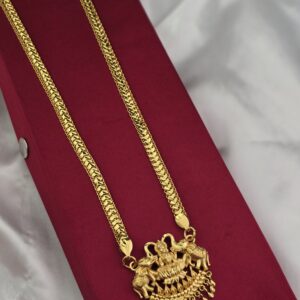 Premium foaming 28 inches lakshmi dollar comes heart chain