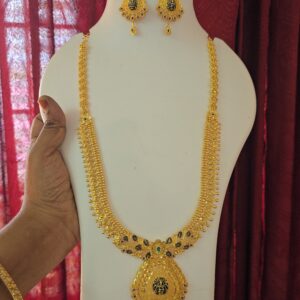 Premium gold look lakhmi haram with black shade