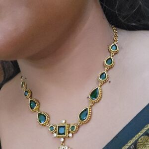 Premium emerald celebrity inspired necklace with stud
