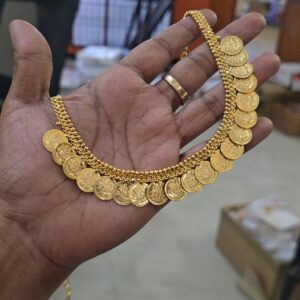  Premium foaming Coin lakshmi goddess necklace