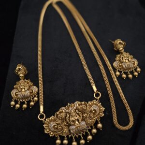 Premium matt nagas ad 32 inches long dollar chain comes leaf earing