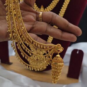 Premium Layer jhumka with 5 line mattal