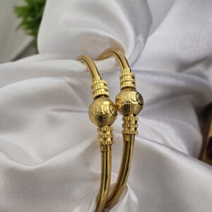  Premium Foaming Plain bangle