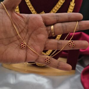 Premium foaming ruby  kemp necklace 