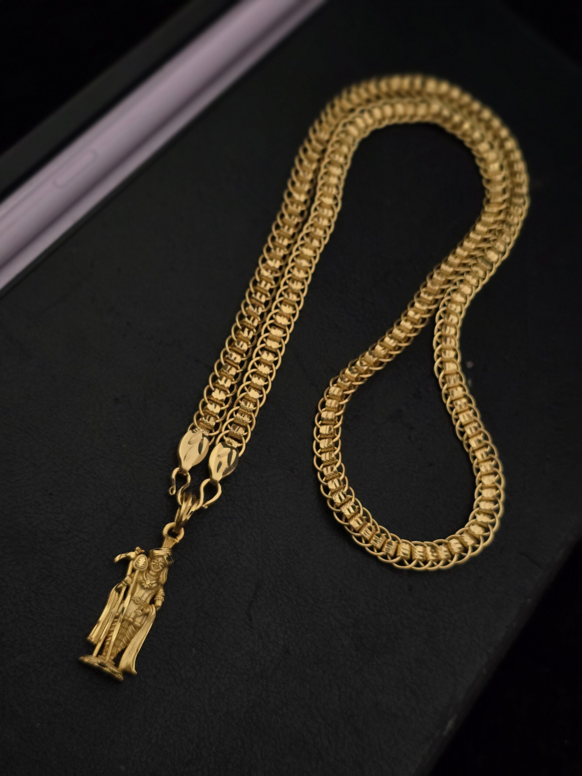 Premium foaming 28 inches murugar dollar comes ring chain Premium foaming 28 inches murugar dollar comes ring chain