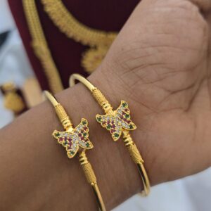 Premium Foaming ad butterfly bangle