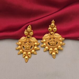 Premium Foaming goddess Lakshmi stud 