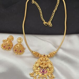 Premium  foaming ruby lakshmi necklace comes jhumkha 
