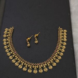  Premium mat lakshmi stone necklace comes with stud