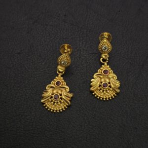 Premium Foaming ruby white ad leaf stud