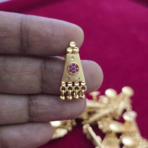 Premium foaming  stud with stones and drops