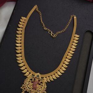 Premium foaming AD stone peacock necklace