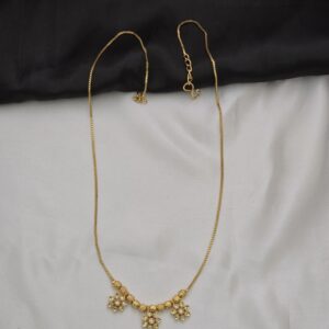 Premium Foaming AD stone flower necklace