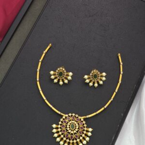 Premium Matt ad hasli chakram necklace with stud