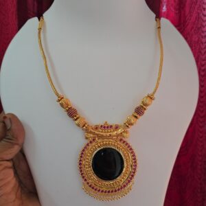 Premium foaming palak necklace