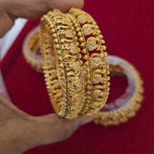 Premium impon ad stone bangle