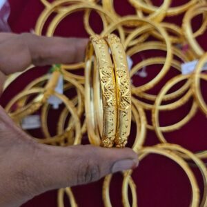 Premium foaming bangle