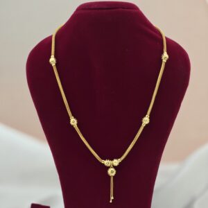 Premium foaming plain ball design necklace