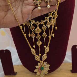 Premium mat AD stone peacock necklace with stud