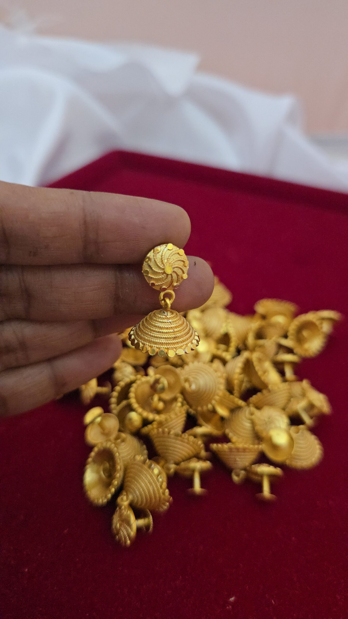 Premium foaming plain jhumka