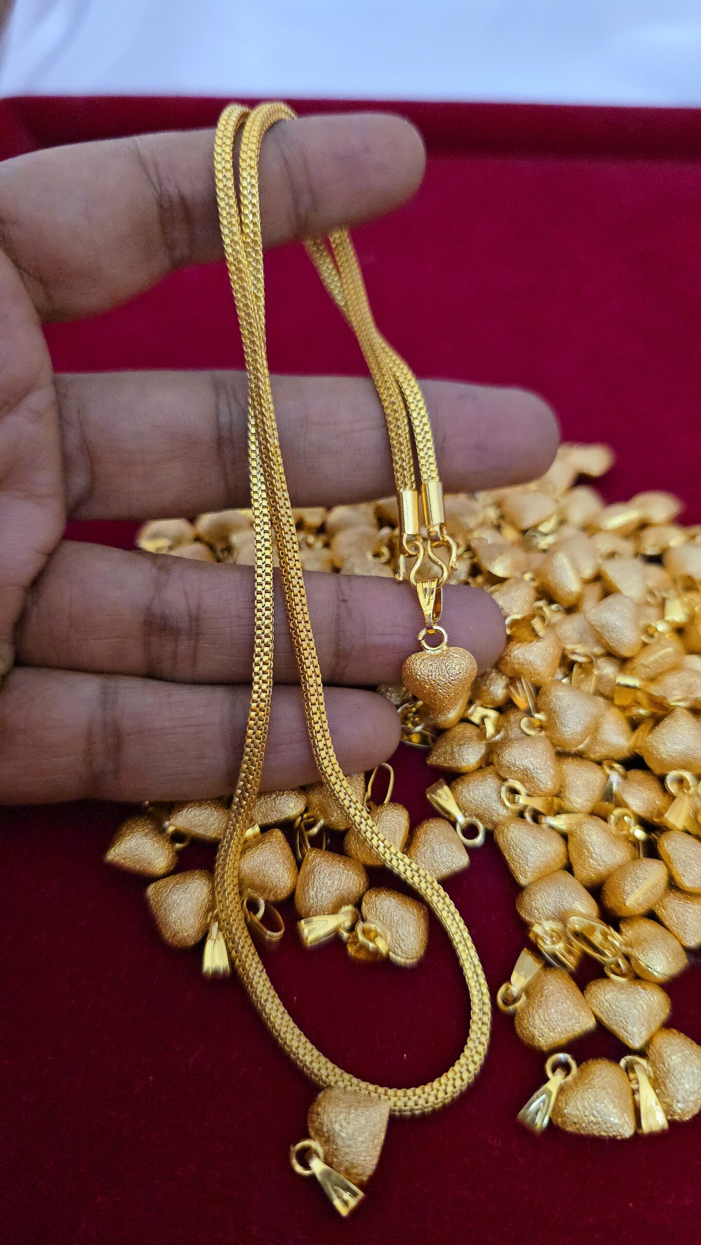 Premium foaming 18inch dollar chain