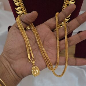 Premium foaming swastik dollar chain