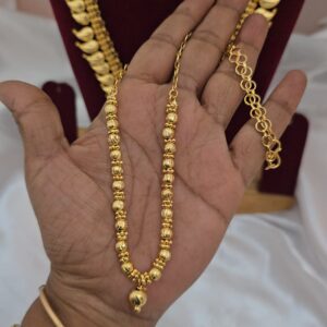 Premium foaming ball necklace 