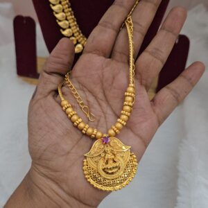 Premium foaming ad stone lakshmi necklace