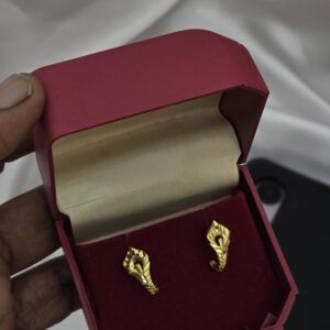 Premium foaming stud earing