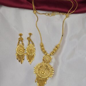 Premium foaming necklace with earing 