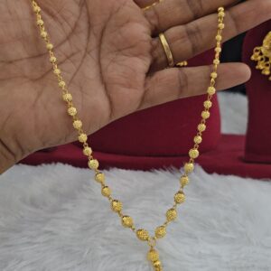 Premium foaming ball necklace