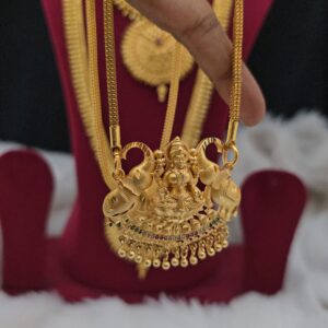 Premium foaming 28 inch lakshmi dollar chain