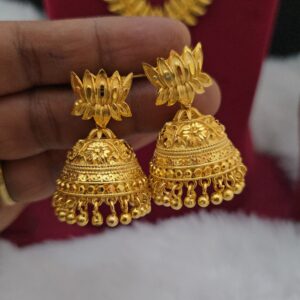   Premium quality Foaming lotus pattern jhumka