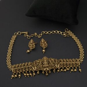 Premium matt chik choker with earing