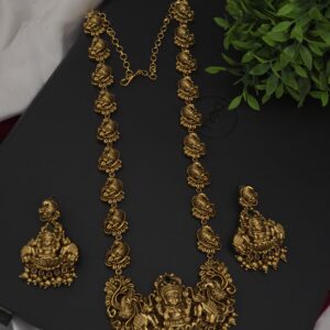Premium matt lakshmi haram with earings